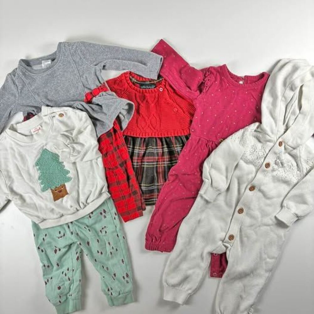 Baby Girl Holiday Clothing Bundle Size 9 Months